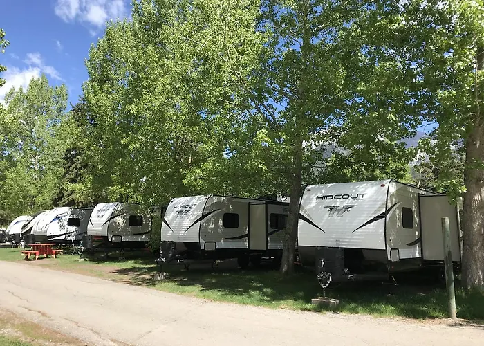 Rundle Mountain Rv Park