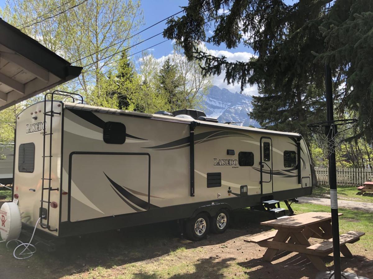 Rundle Mountain Rv Park